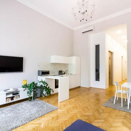 Luxury Lisbeth Apartman Budapest Exterior photo
