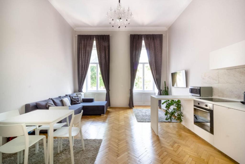 Luxury Lisbeth Apartman Budapest Exterior photo
